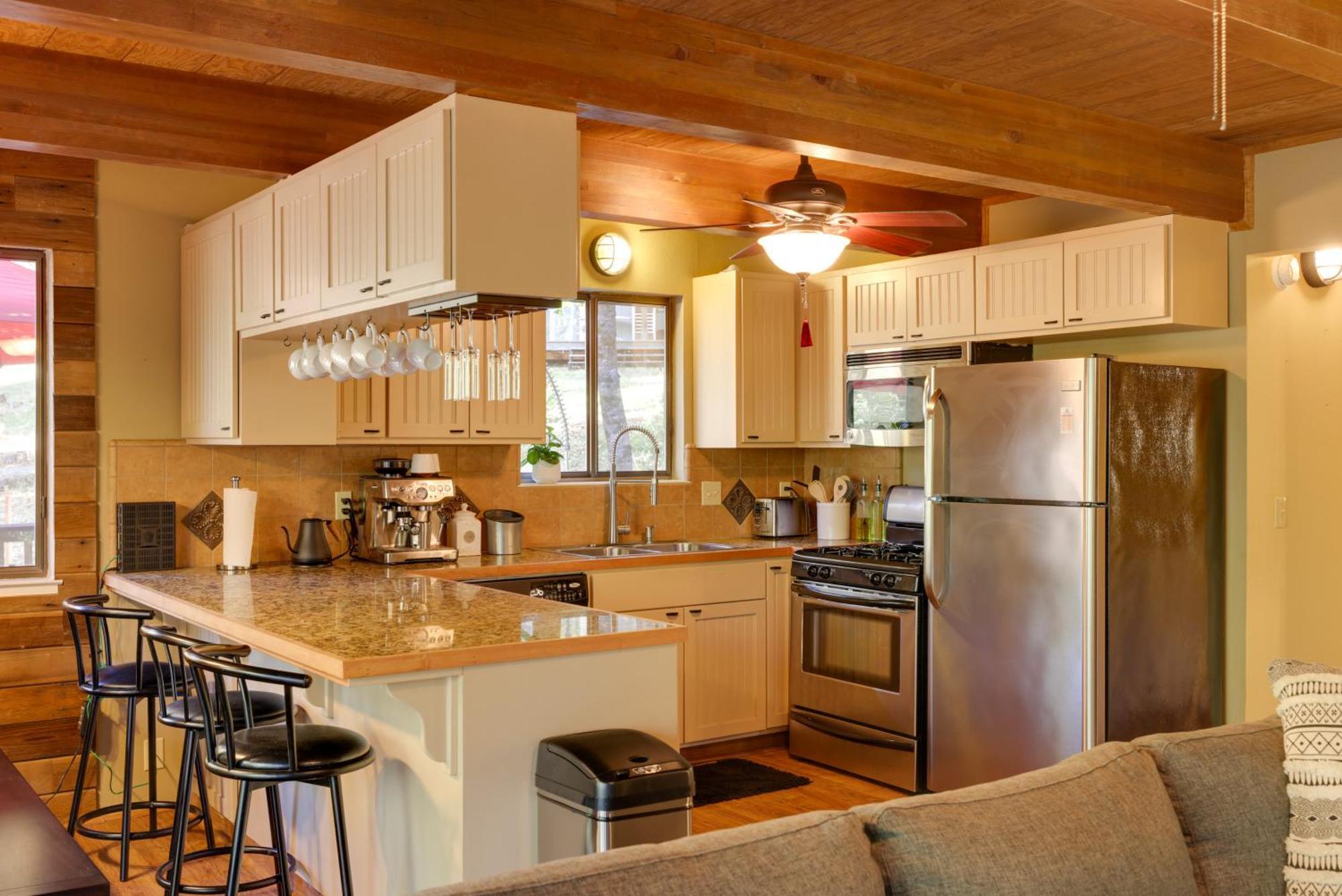 Spacious Groveland Cabin With Wraparound Deck! Екстер'єр фото