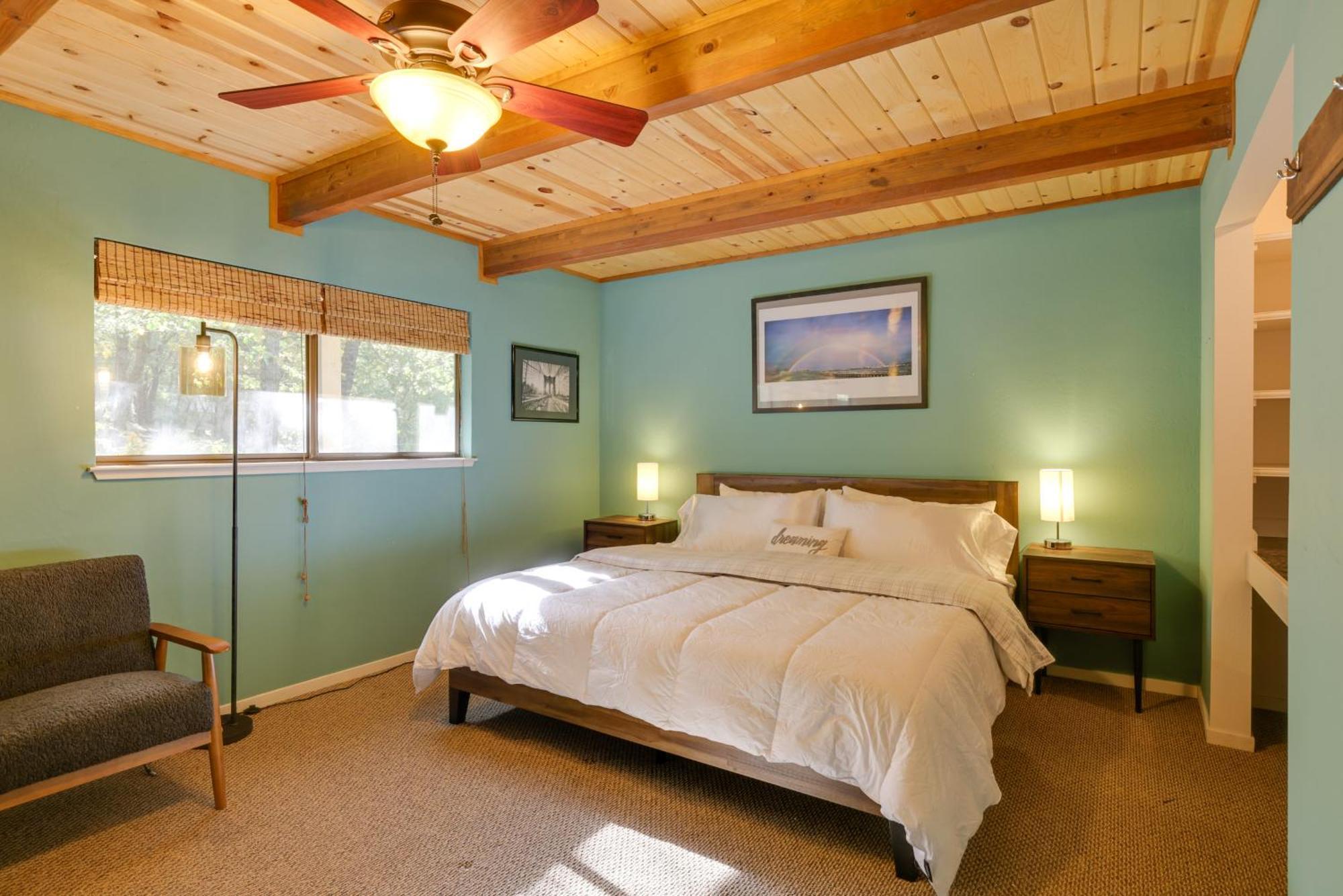 Spacious Groveland Cabin With Wraparound Deck! Екстер'єр фото